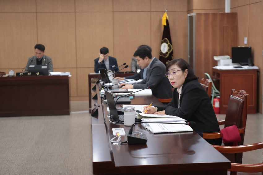 제258회 이천시의회 제2차 정례회 제1차 자치행정위원회_36