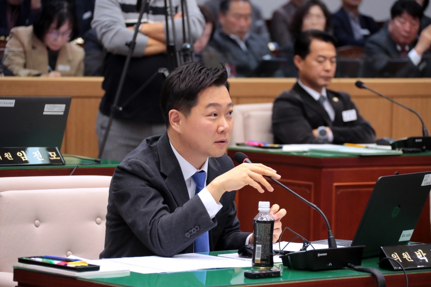 제258회 이천시의회 제2차 정례회 제2차 본회의_18