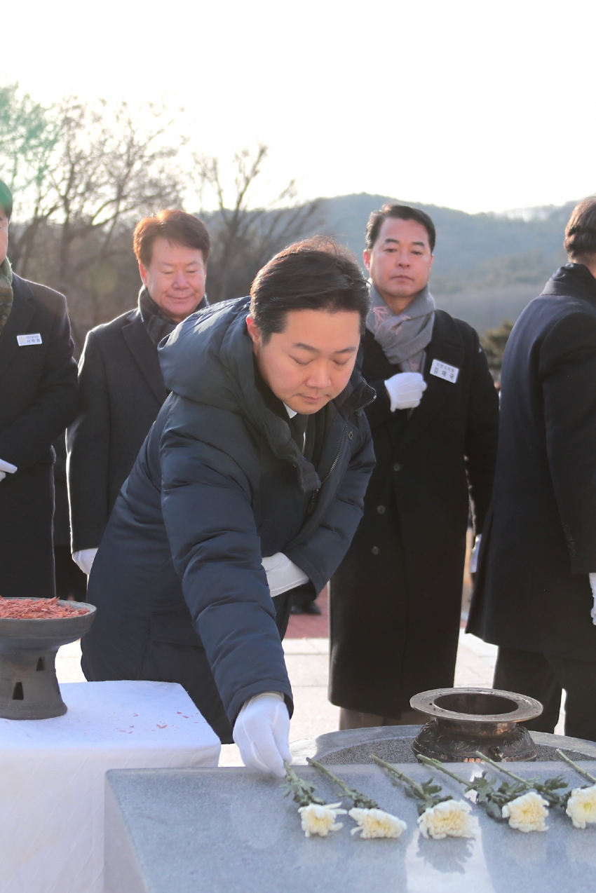 신년 현충탑 참배_10