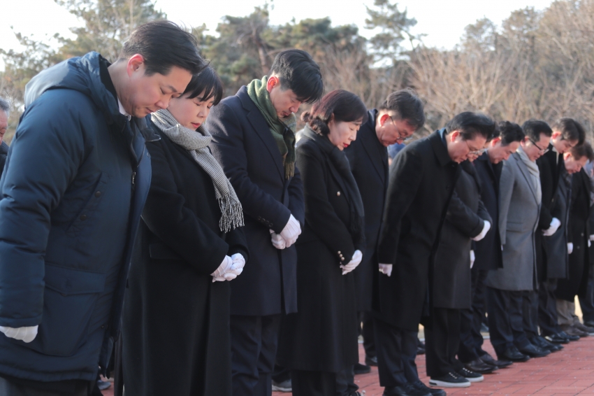 신년 현충탑 참배_14