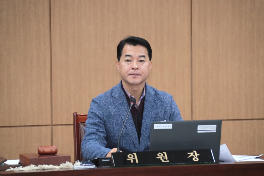 제258회 제2차 정례회 폐회중 제1차 의회운영위원회_4