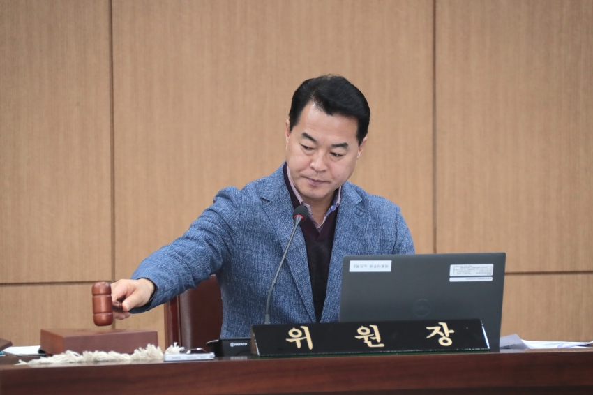 제258회 제2차 정례회 폐회중 제1차 의회운영위원회_5