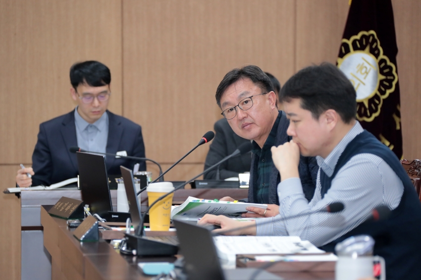 제259회 이천시의회 임시회 제4차 자치행정위원회_3