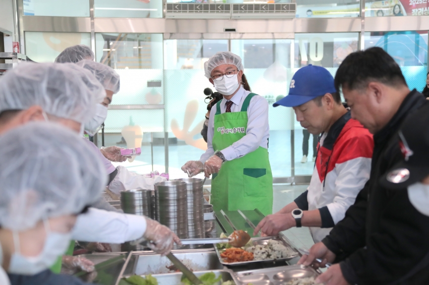 설맞이 배식 봉사_8