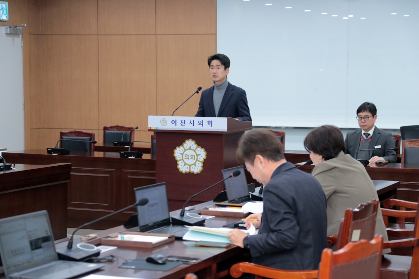 제260회 이천시의회 임시회 제1차 의회운영위원회_3