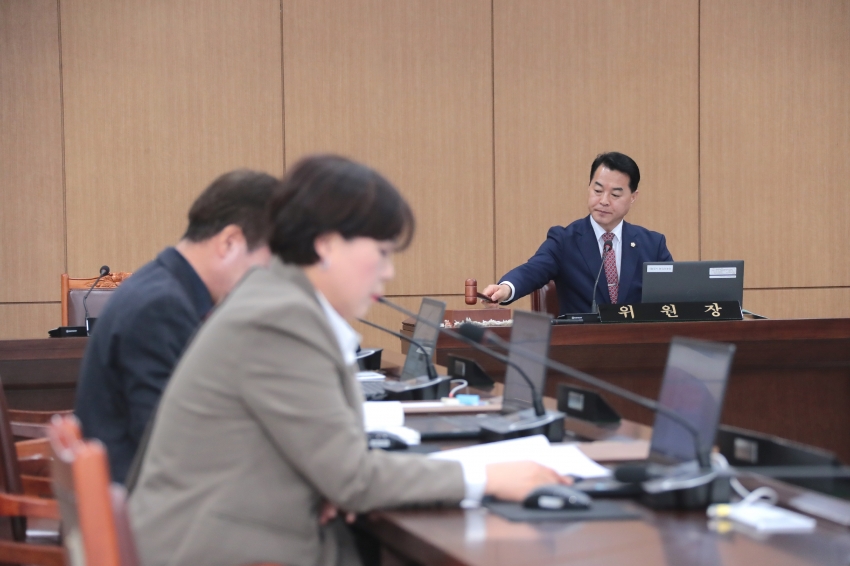 제260회 이천시의회 임시회 제1차 의회운영위원회_5