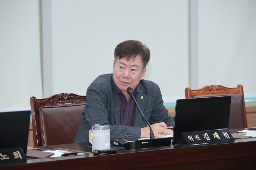 제260회 이천시의회 임시회 제1차 산업건설위원회_3