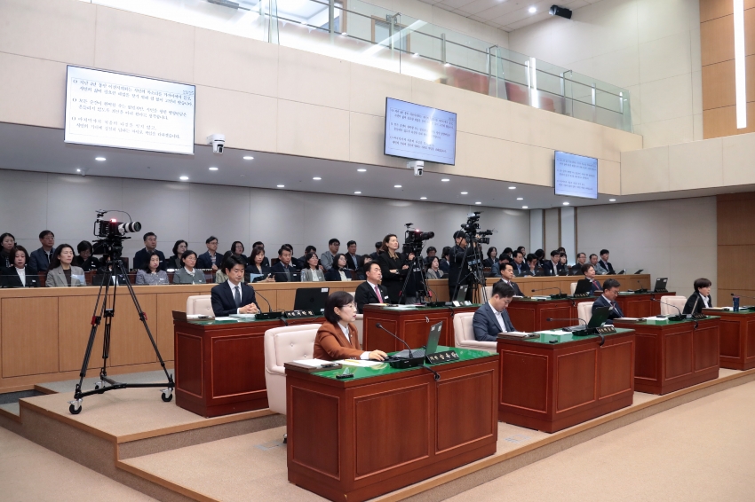 제260회 이천시의회 임시회 제2차 본회의_22