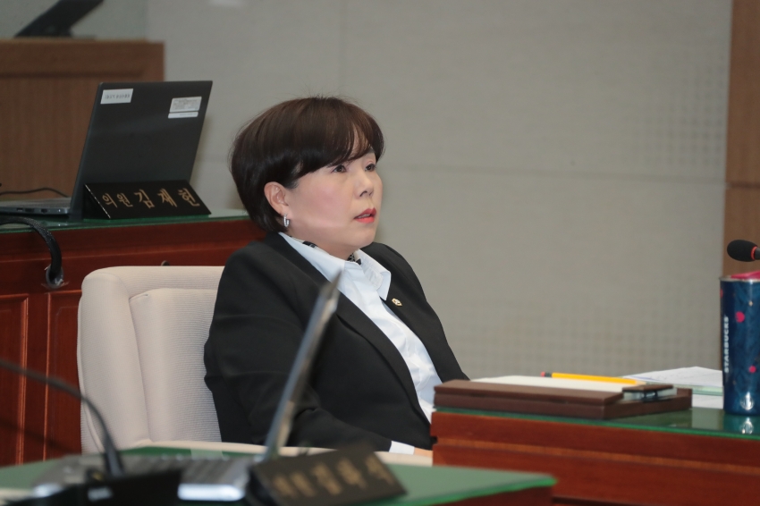 제260회 이천시의회 임시회 제2차 본회의_24