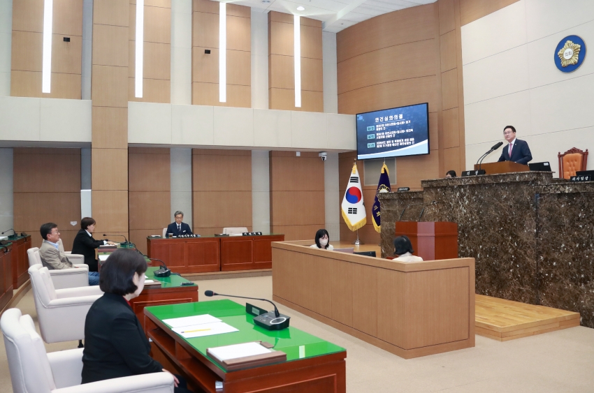 제261회 이천시의회 임시회 본회의_4