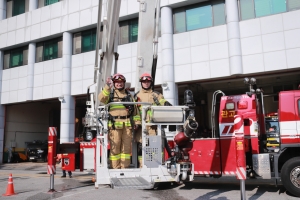 이천소방서 1일 명예소방서장 위촉식(박명서 의장)_58