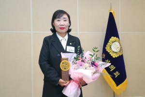 경기동부권시군의장협의회 의정활동 우수의원상 수상(송옥란의원)_8
